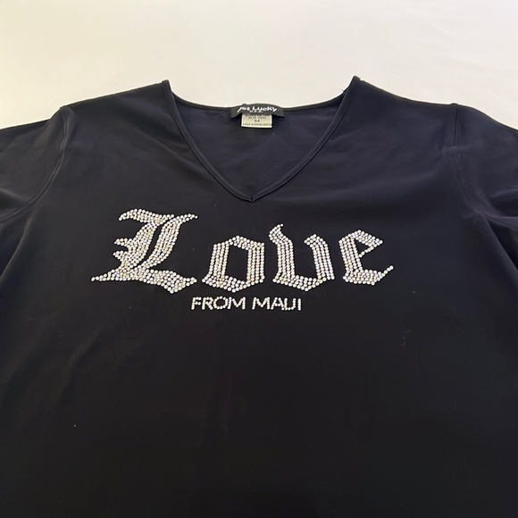 “Love from Maui” Black V neck Women’s Sz M Tee TShirt Rhinestones NWOT Bling - Picture 2 of 4
